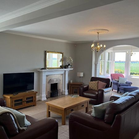 Vicarsford Farmhouse With Hot Tub ルーカーズ エクステリア 写真