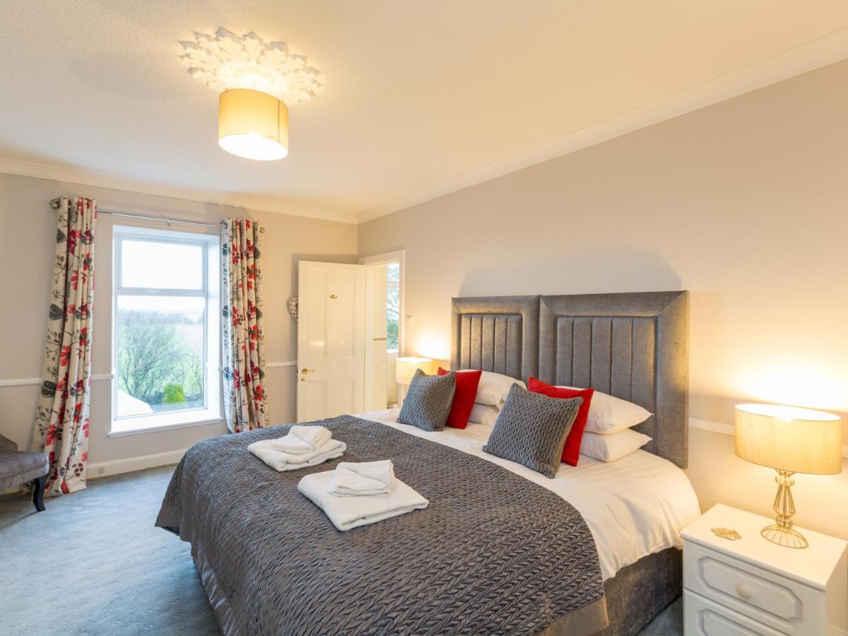 Vicarsford Farmhouse With Hot Tub ルーカーズ エクステリア 写真
